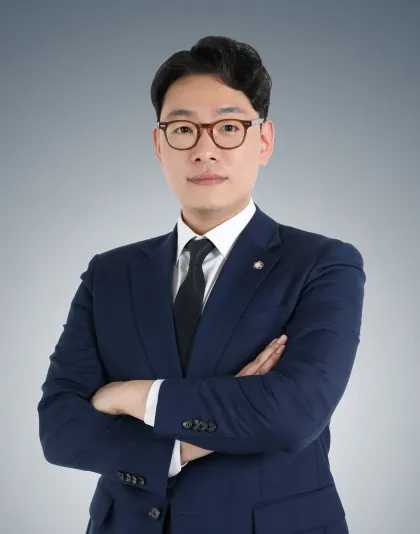 무당 사기, 자발적 의사 해석 따라 유무죄 갈려